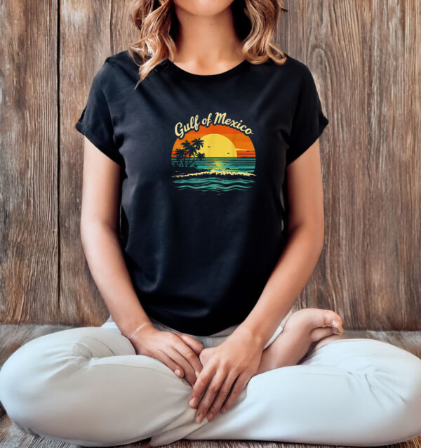 Gulf Of Mexico Beach Palms Summer Vacation Retro T-Shirt